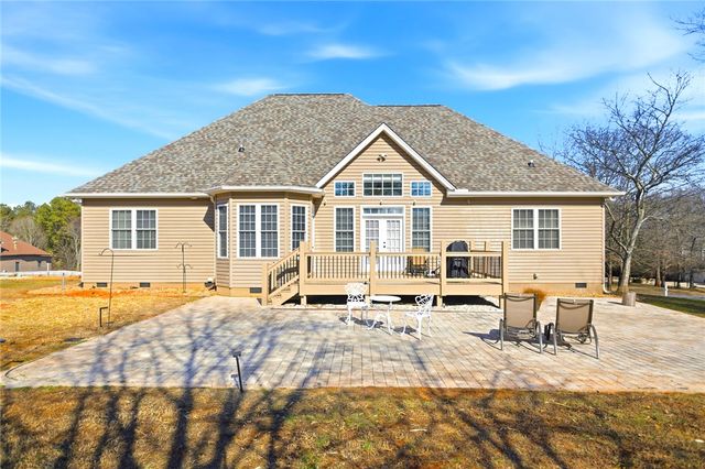 516 Serria Way, Seneca, SC 29678