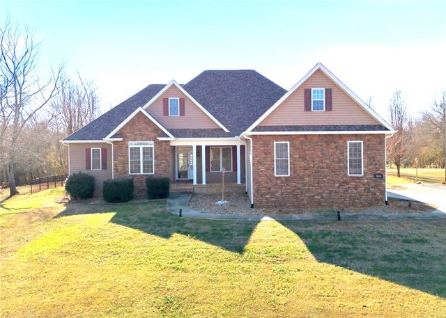 516 Serria Way, Seneca, SC 29678