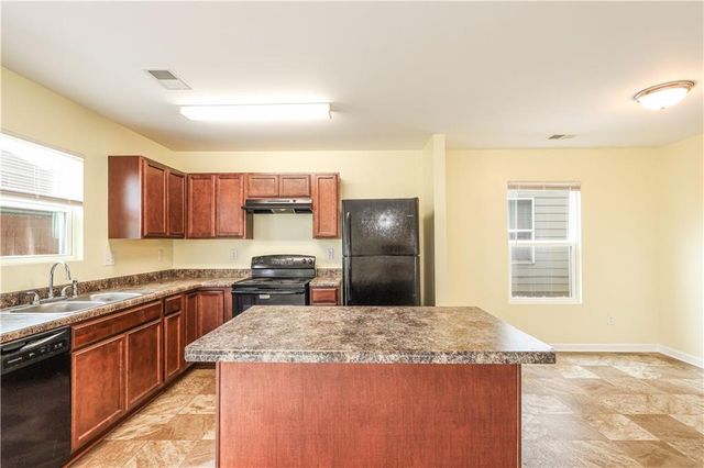 1562 Onalee Drive, Hampton, GA 30228