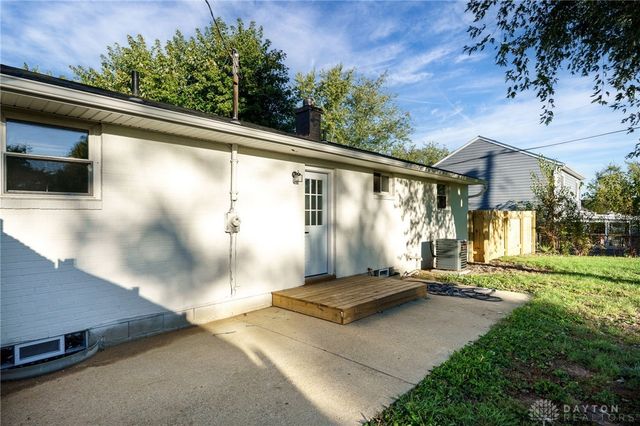 2212 Tulane Drive, Beavercreek, OH 45431