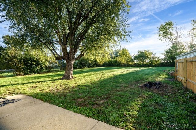 2212 Tulane Drive, Beavercreek, OH 45431