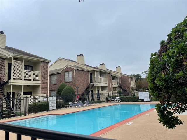 2121 El Paseo Street 1910, Houston, TX 77054