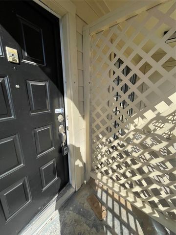 2121 El Paseo Street 1910, Houston, TX 77054