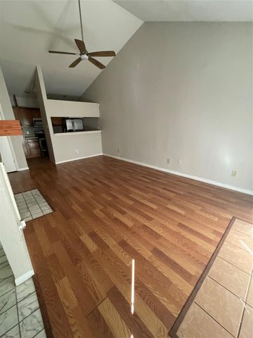 2121 El Paseo Street 1910, Houston, TX 77054