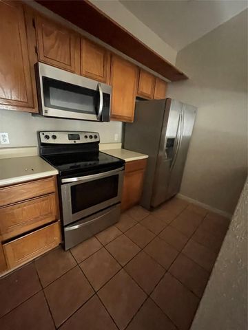 2121 El Paseo Street 1910, Houston, TX 77054