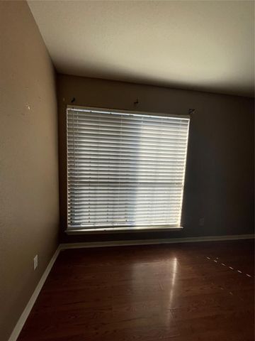 2121 El Paseo Street 1910, Houston, TX 77054