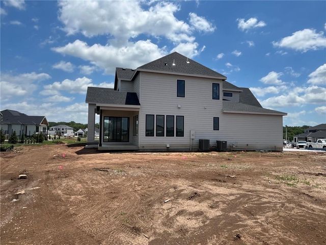11802 W 181st Terrace, Overland Park, KS 66013