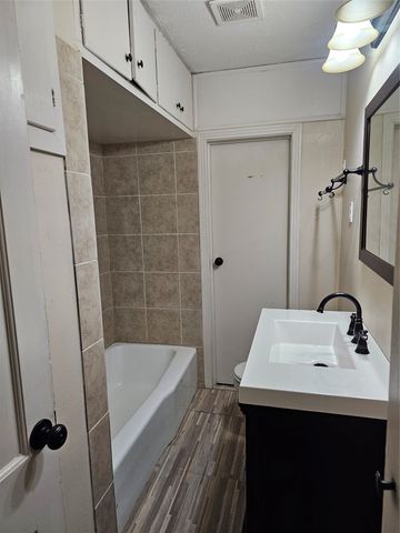 2515 Denison Street, Denton, TX 76201