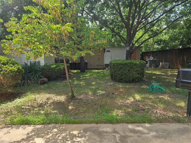 2515 Denison Street, Denton, TX 76201