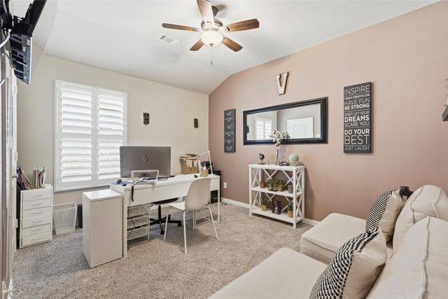 1512 Berry Ridge Trail, Aubrey, TX 76227