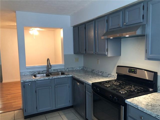 9456 CYPRESS Lane, Jonesboro, GA 30238