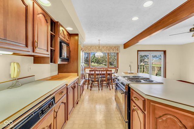 5697 Ridge Hill Way, Avon, IN 46123