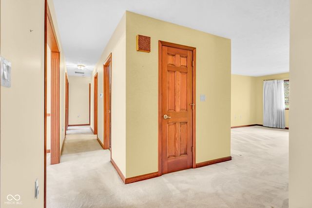 5697 Ridge Hill Way, Avon, IN 46123