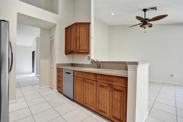 3375 W Point Drive, Cooper City, FL 33026