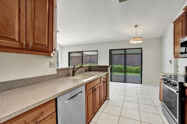 3375 W Point Drive, Cooper City, FL 33026