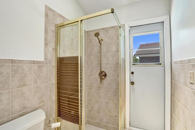 3375 W Point Drive, Cooper City, FL 33026
