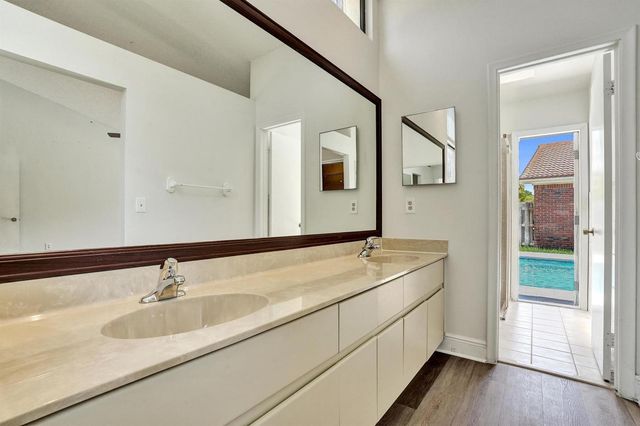 3375 W Point Drive, Cooper City, FL 33026