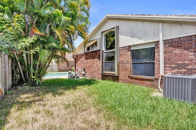 3375 W Point Drive, Cooper City, FL 33026