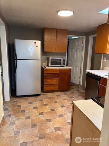 2399 SE Sedgwick Road, Port Orchard, WA 98367