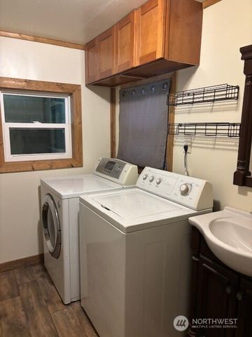 2399 SE Sedgwick Road, Port Orchard, WA 98367