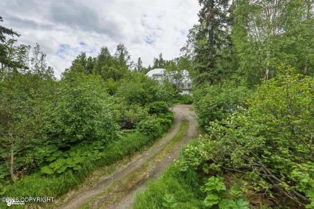 17011 Golden View Drive, Anchorage, AK 99516