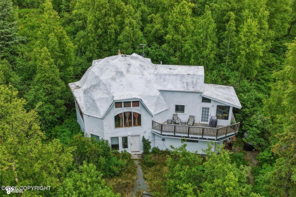 17011 Golden View Drive, Anchorage, AK 99516