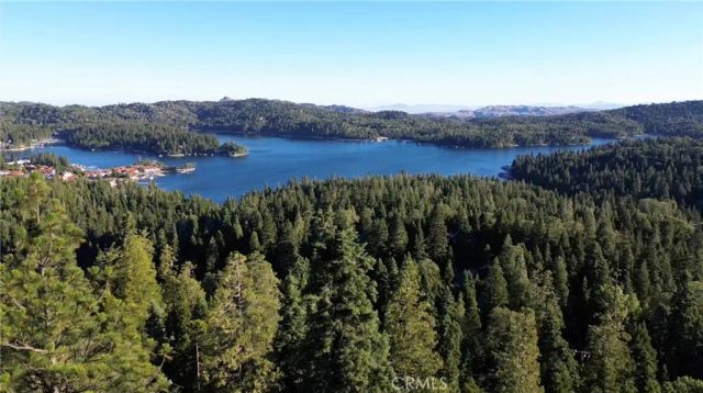 521 Stone Hill, Lake Arrowhead, CA 92352