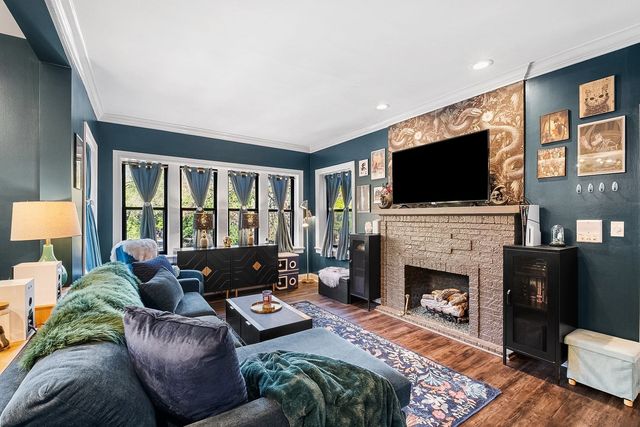 4027 N Southport Avenue 2, Chicago, IL 60613