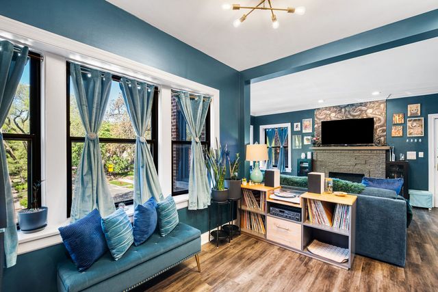 4027 N Southport Avenue 2, Chicago, IL 60613