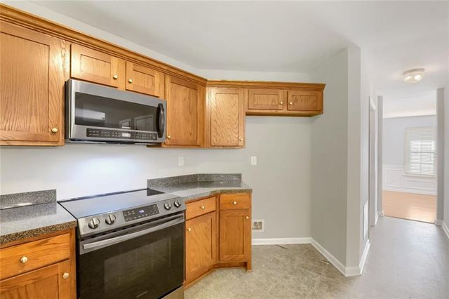 395 Sandy Ridge Road, Mcdonough, GA 30252
