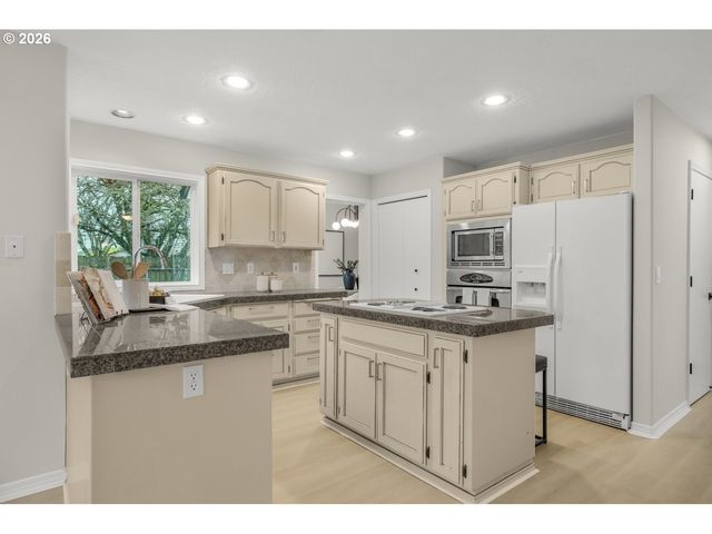 4123 Sw 26TH Ct, Gresham, OR 97080