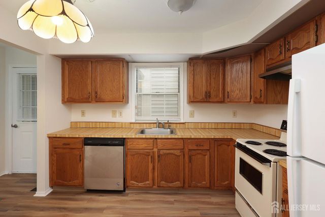 123-G Concordia Circle G, Monroe, NJ 08831