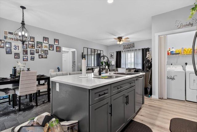 2324 Maynard Avenue, Waterloo, IA 50701
