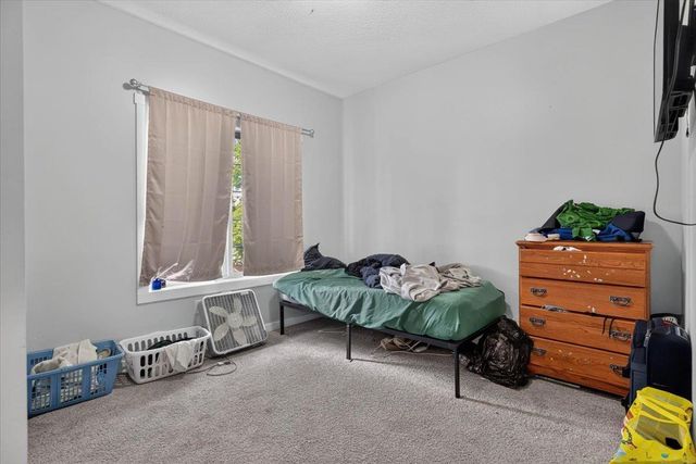 2324 Maynard Avenue, Waterloo, IA 50701
