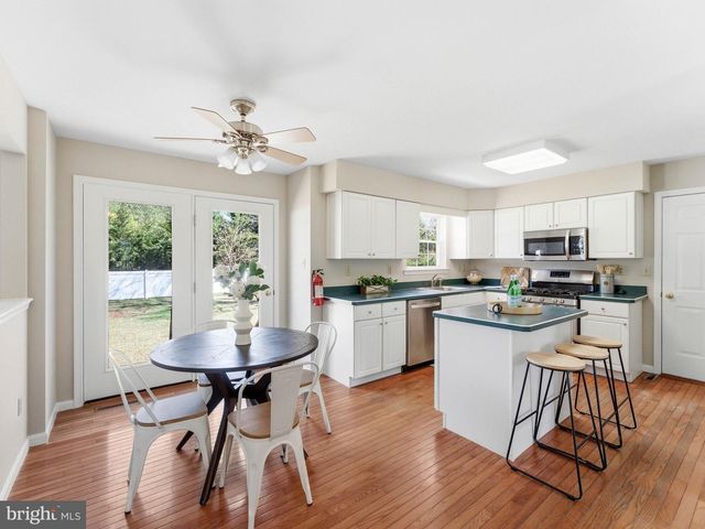 937 GOLDA LN, Vineland, NJ 08361