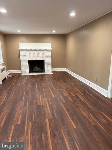 1482 GLASSBORO RD, Wenonah, NJ 08090