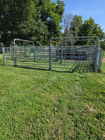 1898 King Road, Mountain Grove, MO 65711