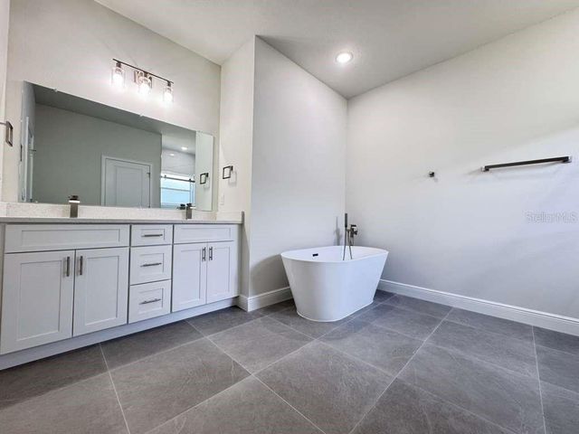2644 SW 162ND STREET ROAD, Ocala, FL 34473