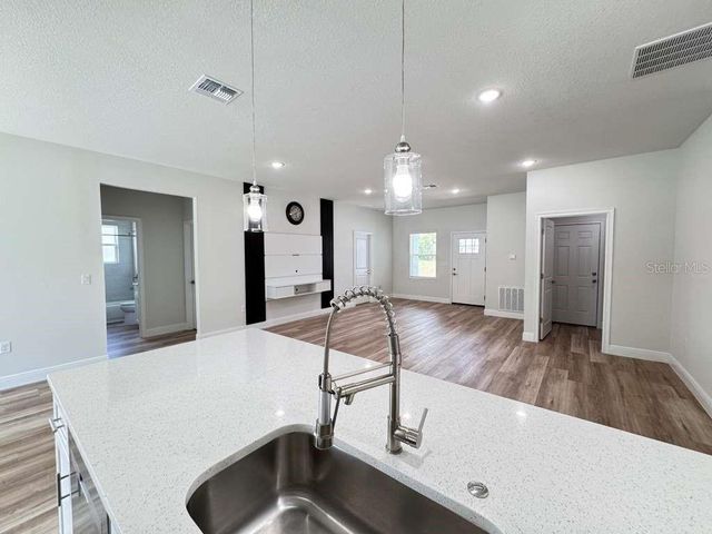 2644 SW 162ND STREET ROAD, Ocala, FL 34473