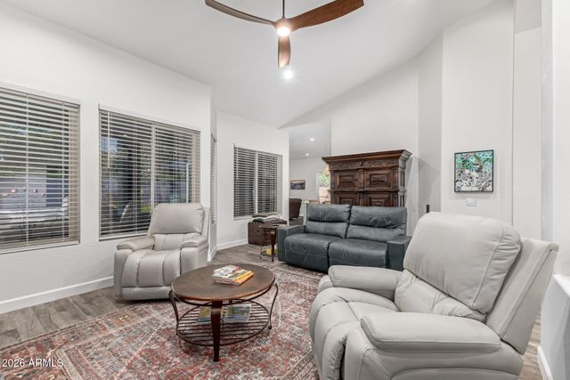 294 S IRONWOOD Street, Gilbert, AZ 85296