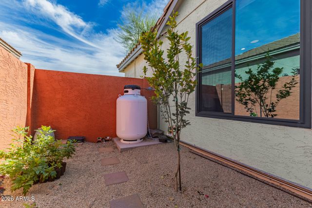 294 S IRONWOOD Street, Gilbert, AZ 85296