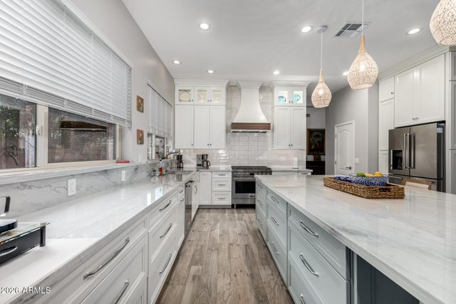 294 S IRONWOOD Street, Gilbert, AZ 85296