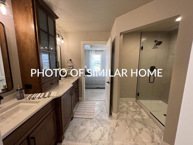 2556 N STELLITA CIRCLE, De Pere, WI 54115