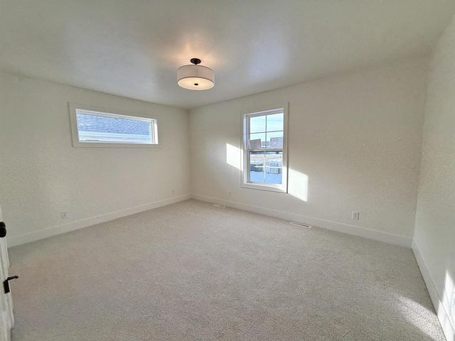 2556 N STELLITA CIRCLE, De Pere, WI 54115