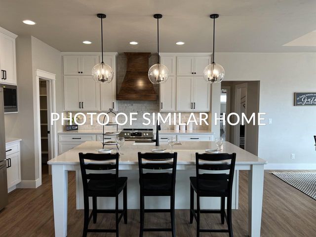 2556 N STELLITA CIRCLE, De Pere, WI 54115