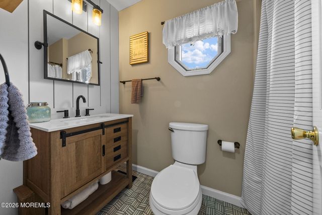 55 Valley Vale Drive, Old Bridge, NJ 08857