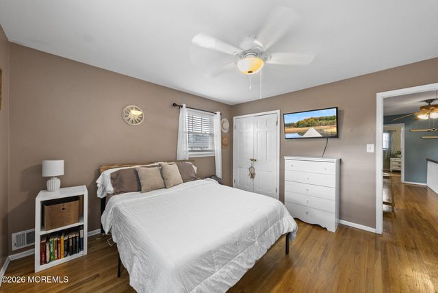 55 Valley Vale Drive, Old Bridge, NJ 08857