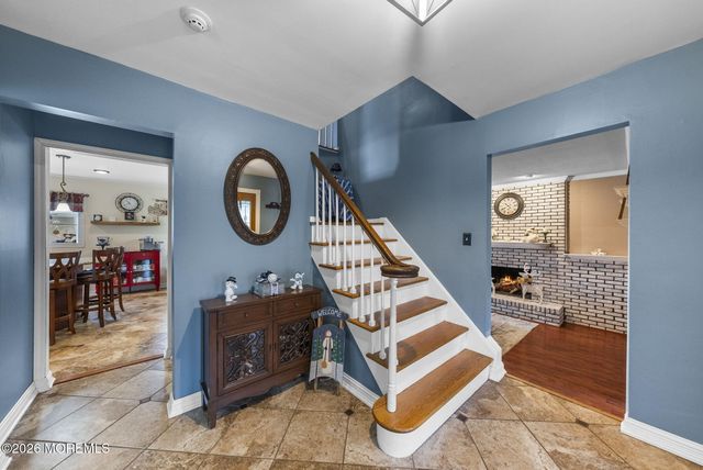 55 Valley Vale Drive, Old Bridge, NJ 08857