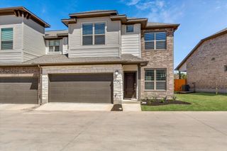2500 Forest Creek DR 2004, Round Rock, TX 78665