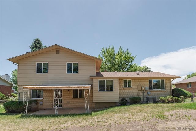8937 W Woodard Drive, Lakewood, CO 80227